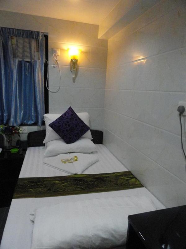 Day And Night Hostel Block D 10Th Floor Hong Kong Exterior photo